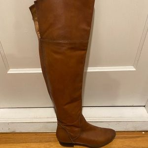Over the knee boot